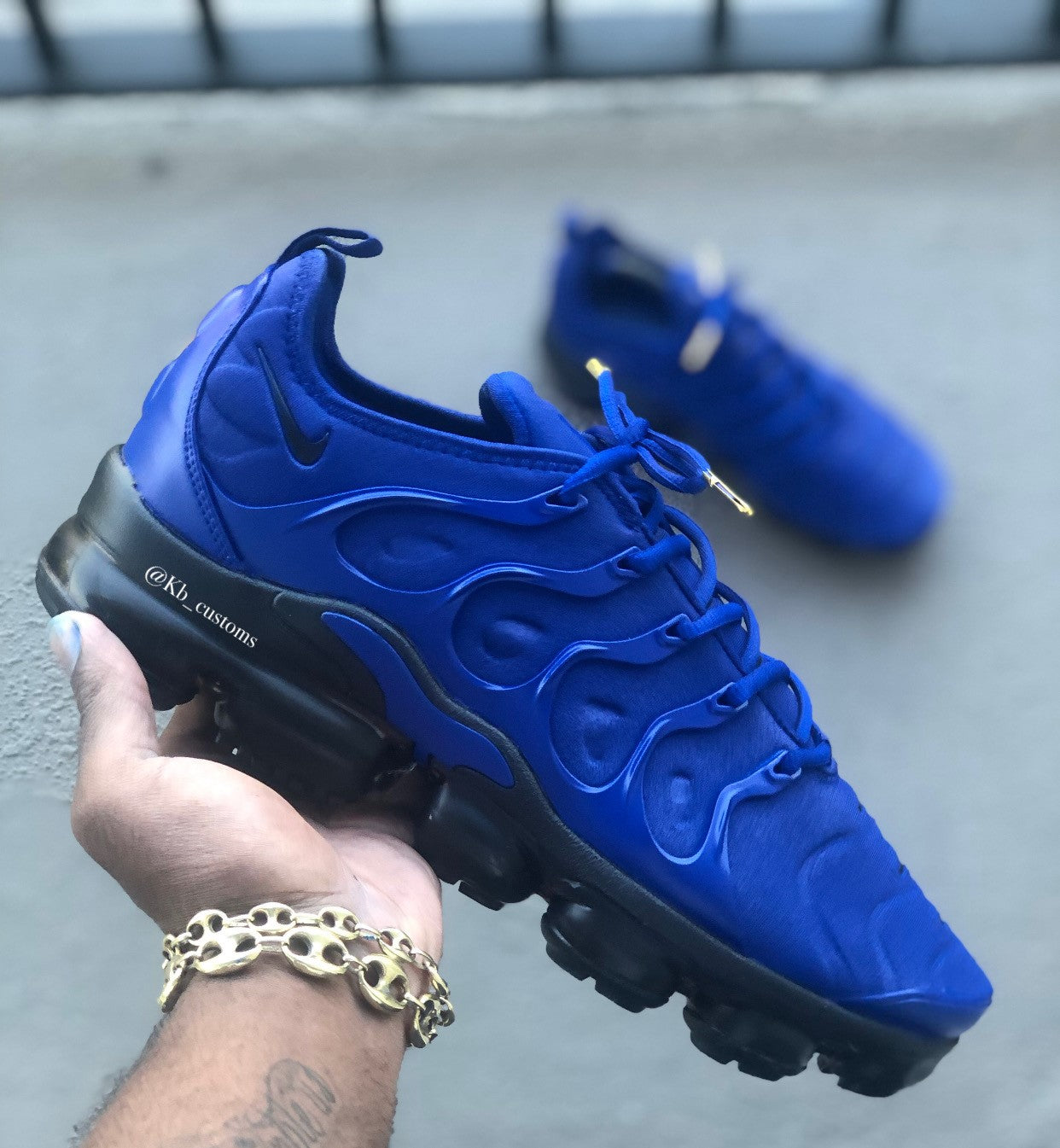 Air vapormax outlet plus custom